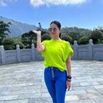 Sunny Leone Instagram - In all the fun…got a chance to see Buddha and say a little prayer… #hongkong