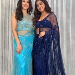 Sunny Leone Instagram - @madhuridixitnene Mam #MeraPiyaGharAaya2.0 is a tribute to you 🙌 You are our Idol and we learn so much from you. Each song you have performed has been a visual treat and a lesson for us. Thank you for supporting #MeraPiyaGharAaya2.0 🙏🏼 Anu ji what you created is a Masterpiece! Since childhood this song has been my jam. I am so happy to be a part of the track with a Gen Z appeal. Thank you @anumalikmusic ji for you blessings for 2.0 version . Brilliantly composed and written by @musicenbee 👏👏 @sunnyleone your energy is Infectious and you look stunning in the video 😍 Loved singing Mera Piya Ghar Aaya 2.0. Can’t believe this song is out there in my voice too now. Thank you for this wonderful opportunity @anuragbedii @vijayganguly @zeemusiccompany ❤️ #MayaGovind #AnuMalik