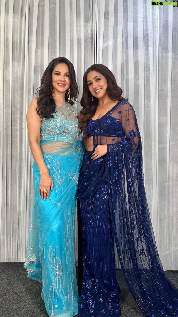 Sunny Leone Instagram - @madhuridixitnene Mam #MeraPiyaGharAaya2.0 is a tribute to you 🙌 You are our Idol and we learn so much from you. Each song you have performed has been a visual treat and a lesson for us. Thank you for supporting #MeraPiyaGharAaya2.0 🙏🏼 Anu ji what you created is a Masterpiece! Since childhood this song has been my jam. I am so happy to be a part of the track with a Gen Z appeal. Thank you @anumalikmusic ji for you blessings for 2.0 version . Brilliantly composed and written by @musicenbee 👏👏 @sunnyleone your energy is Infectious and you look stunning in the video 😍 Loved singing Mera Piya Ghar Aaya 2.0. Can’t believe this song is out there in my voice too now. Thank you for this wonderful opportunity @anuragbedii @vijayganguly @zeemusiccompany ❤️ #MayaGovind #AnuMalik