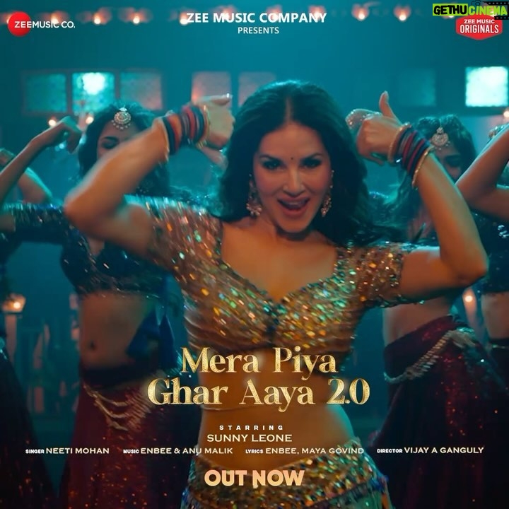 Sunny Leone Instagram - When the beat drops, there’s no stopping the groove! 🔥 #MeraPiyaGharAaya2.0 Song is OUT NOW! 🎵 #ZeeMusicOriginals #SunnyLeone @sunnyleone @vijayganguly @neetimohan18 @musicenbee @anuragbedii