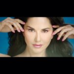Sunny Leone Instagram – Beauty Redefined: Our Exclusive Brand Video is now out! 
Discover your beauty story with StarStruck!
.
#KnowWhatYouWear #SunnyLeone #Cometics #Makeup #Glamour #glam