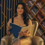 Sunny Leone Instagram - Humara connection toh hai bohot bohot purana, isliye ab hum dono milkar dekhenge kuch new connections 😉🩷 Upload your audition video only on the JioCinema app and get a chance to win both- Dil aur Fame! 🔥✨ #MTVSPLITSVILLAX5 #JeetnaHoDilAurFame #SplitsvillaAuditions #Splitsvilla15 #DilAurFame