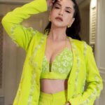Sunny Leone Instagram - 💛💚🍋 . . . Outfit by @nirmooha Earrings by @theetherealstore_ Rings by Brand @jewellery.alara @theetherealstore_ @goldenwindow Styled by @hitendrakapopara Styling team @tanyakalraaa @nidhi_harsora21 Hmu @jeetihairtstylist @taniadhingra Shot by @amtrend_studio_productions Team coordinator @imanilsharmaa