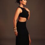 Sunny Leone Instagram - 🖤❤️‍🔥🖤 . . . . . HMU by Me 😉 Makeup : @starstruckbysl Outfit by @clubllondon @aak.ch Earrings by @alasajewels , Handstack by @amamajewels , Rings by @e3kjewelry @ishhaara , Styled by ( @styledbychandani ) ( @style.cell ) , Assisted by ( @jaiswal.aditi__ ) , ( @astha_kothari ) Photos by @ajayjangidphotography Mumbai, Maharashtra