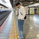 Supakrit Charoonmatha Instagram - ปีใหม่แล้ว มาออกเดินทางตามความฝันกับ lifewear shoes ด้วยดีไซน์ มินิมอล แมชง่าย พร้อม เทคโนโลยี vulcanisation ที่ทำให้ใส่แล้วนุ่มสบาย #kimandcoshoes #explorewithkimandco #lifestyleshoes