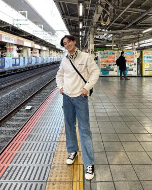 Supakrit Charoonmatha Instagram - ปีใหม่แล้ว มาออกเดินทางตามความฝันกับ lifewear shoes ด้วยดีไซน์ มินิมอล แมชง่าย พร้อม เทคโนโลยี vulcanisation ที่ทำให้ใส่แล้วนุ่มสบาย #kimandcoshoes #explorewithkimandco #lifestyleshoes