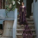 Surbhi Chandna Instagram - Ahead of their wedding this year, actress @officialsurbhic and entrepreneur @karanrsharma09 did an editorial shoot with WeddingSutra. A deep love for Delhi, they wanted the essence of Purani Dilli reflected in their shoot, and, as foodies, they wanted to try the best of the famous bites, with the theme being curated by WeddingSutra.     Venue: Old Delhi Shoot Styling: @thedesignersclass Photographer: @camlition_productions Makeup Artist: @makeupbyrevaa Jewellery: @varqjewels Groom’s Outfit: @mayankchawla_menswear Bride’s Outfit: @shalkii_official Bride's Footwear: Kanmaha Juttis Groom's Footwear: Menz and Trendz Shoot Management: @9pm__media  #SuKa #SurbhiChandna #KaranSharma #ChandniChowk #ChandniChowkMarket #DelhiPreWedding #ChandniChowkPhotography #PreWeddingShoot