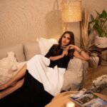Surbhi Chandna Instagram - Dil Yeh Mera Tere Dil Se Jaa Mila Hai 🤎 Outfit. @houseofreeofficial Outfit PR. @mediatribein Choker. @pclovesdrama Rings & bangles. @theboltpr Stylist. @instylewithaditi Hair. @deepti6228 Makeup . @mrn_artistry25 @mrn_artistry Assisted by @theblackhairgallery Managed by . @pranavi_chandna