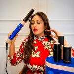 Surbhi Chandna Instagram – This Valentine’s Day, treat yourself to love in the form of perfect curls with the Dyson Airwrap ❤️

@dyson_india 
#DysonHair
#DysonAirwrap
#DysonIndia
#ValentinesDay
#Gifted