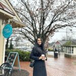 Surbhi Jyoti Instagram - New hopes for 2024🤍✨🤗❤️ . . . . . Warm love @salt.np Skirt and jewellery @stylingbyvictor @palmonas_official New Hope, Pennsylvania