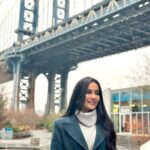 Surbhi Jyoti Instagram - Touristy pictures alert ‼️ Manhattan Bridge