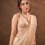 Surbhi Jyoti Instagram - And I forgot to wear Kangana only 🥰🤭
