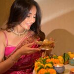 Surbhi Jyoti Instagram - शुभ दीपावली 🪔🪔🪔 सपनों का शहर मुंबई