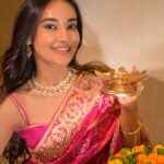 Surbhi Jyoti Instagram - शुभ दीपावली 🪔🪔🪔 सपनों का शहर मुंबई