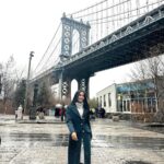 Surbhi Jyoti Instagram - Touristy pictures alert ‼️ Manhattan Bridge