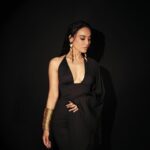Surbhi Jyoti Instagram - Back to Black 🐦‍⬛ . . . . . . Styleby @stylingbyvictor @sohail__mughal___ Styling team @styleby_antara Outfit @miakee.official Jewellery @womencode.in MUA @doseofglamourbyafreen Shot by @deepak_das_photography