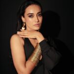 Surbhi Jyoti Instagram - Back to Black 🐦‍⬛ . . . . . . Styleby @stylingbyvictor @sohail__mughal___ Styling team @styleby_antara Outfit @miakee.official Jewellery @womencode.in MUA @doseofglamourbyafreen Shot by @deepak_das_photography