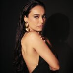 Surbhi Jyoti Instagram - Back to Black 🐦‍⬛ . . . . . . Styleby @stylingbyvictor @sohail__mughal___ Styling team @styleby_antara Outfit @miakee.official Jewellery @womencode.in MUA @doseofglamourbyafreen Shot by @deepak_das_photography