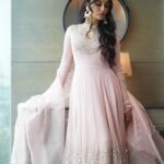 Surbhi Jyoti Instagram - 🌸 . . . . . . . Wearing @suidhaagabyshweta