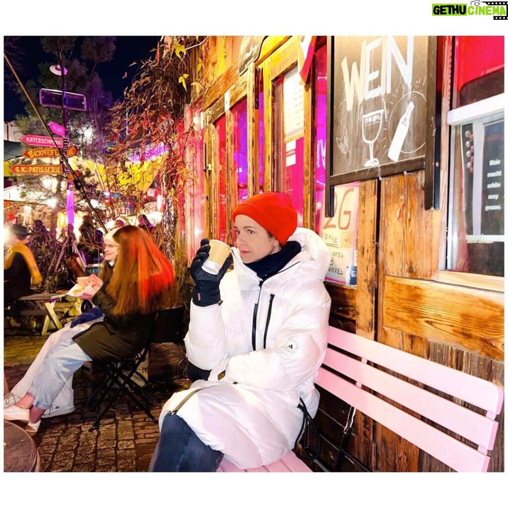 Susan Hoecke Instagram - Frag mich gerade, ob man mir ansieht, wie sehr ich Kälte liebe…