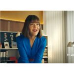Susan Hoecke Instagram - Falls es jemandem zu warm da draußen ist, Abkühlung gibt es bei uns! Oder so ähnlich… #sekretärinnen #sitcom @rtlplus