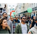 Susan Hoecke Instagram – We hear you 💚🤍❤️ we stand for you! 
#iranprotests #lisbon @womanlifefreedom_portugal #freeiran #mahsaamini #womanlifefreedom 
📸 @stevestills Lisbon, Portugal