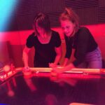 Susan Radder Instagram - Het Nummer19 airhockey toernooi. Gelukkig had ik een top partner! 🏅🏆#feesie #compianouk #focus