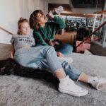 Susan Radder Instagram - Lulu & Naomi klappen batra’s in Stadhuis Alpha a/d rino #secretproject #lovemyjob #soonmore #fakeittillyoumakeit #boardoutofmymind