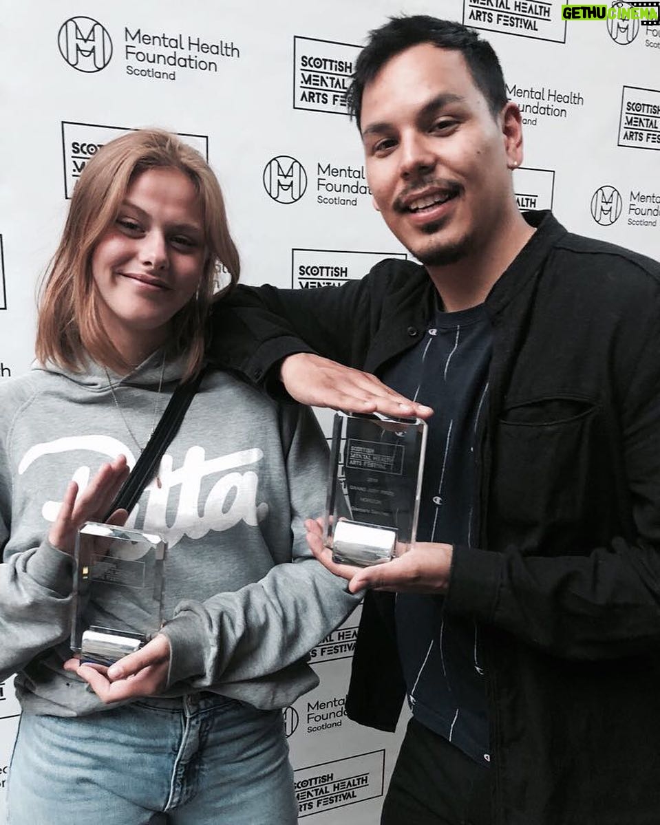 Susan Radder Instagram - Best feature drama & grand jury prize! Thanks @mhfestival #moe #walliesmaarwelblij 🌞🌞 PS: volg @giancarlosanchez
