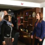 Susana Lozano Instagram - #tbt Siempre ha sido un honor trabajar en la producción del Sr #MiguelAngelHerros y contar este #juevesdelrecuerdo me divierte mucho, porque tuve el gusto de trabajar con #LetyPerdigon y reventarle un jarrón en la cabeza 😱🤣 (obvio no a ella, sino a la stunt) y mostrarles cosas que pasan en el #set de grabación me encanta! Vean cómo salió al aire y algunos de nuestros ensayos previos… creo que los van a disfrutar… #tbackthursday #throwback #retrojueves #larosadeguadalupe #programasunitarios #series #televisa #univision #television #programas #actriz #actress #actresshot #actresslife #stunt #escenasdeaccion #doble #stuntgirl Mexico City, Mexico