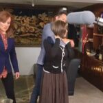 Susana Lozano Instagram - #tbt Siempre ha sido un honor trabajar en la producción del Sr #MiguelAngelHerros y contar este #juevesdelrecuerdo me divierte mucho, porque tuve el gusto de trabajar con #LetyPerdigon y reventarle un jarrón en la cabeza 😱🤣 (obvio no a ella, sino a la stunt) y mostrarles cosas que pasan en el #set de grabación me encanta! Vean cómo salió al aire y algunos de nuestros ensayos previos… creo que los van a disfrutar… #tbackthursday #throwback #retrojueves #larosadeguadalupe #programasunitarios #series #televisa #univision #television #programas #actriz #actress #actresshot #actresslife #stunt #escenasdeaccion #doble #stuntgirl Mexico City, Mexico