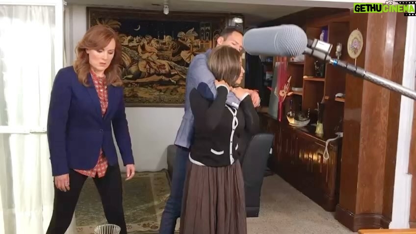 Susana Lozano - 202 Likes - #tbt
Siempre ha sido un honor trabajar en la producción del Sr #MiguelAngelHerros y contar este #juevesdelrecuerdo me divierte mucho, porque tuve el gusto de trabajar con #LetyPerdigon y reventarle un jarrón en la cabeza 😱🤣 (obvio no a ella, sino a la stunt) y mostrarles cosas que pasan en el #set de grabación me encanta!
Vean cómo salió al aire y algunos de nuestros ensayos previos… creo que los van a disfrutar…
#tbackthursday #throwback #retrojueves #larosadeguadalupe #programasunitarios #series #televisa #univision #television #programas #actriz #actress #actresshot #actresslife #stunt #escenasdeaccion #doble #stuntgirl