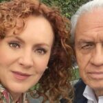 Susana Lozano Instagram - #tbt Siempre ha sido un honor trabajar en la producción del Sr #MiguelAngelHerros y contar este #juevesdelrecuerdo me divierte mucho, porque tuve el gusto de trabajar con #LetyPerdigon y reventarle un jarrón en la cabeza 😱🤣 (obvio no a ella, sino a la stunt) y mostrarles cosas que pasan en el #set de grabación me encanta! Vean cómo salió al aire y algunos de nuestros ensayos previos… creo que los van a disfrutar… #tbackthursday #throwback #retrojueves #larosadeguadalupe #programasunitarios #series #televisa #univision #television #programas #actriz #actress #actresshot #actresslife #stunt #escenasdeaccion #doble #stuntgirl Mexico City, Mexico
