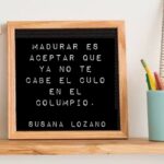 Susana Lozano Instagram - Descubrimiento. Maduré. . 🙄🤣 . Feliz jueves! Ya nos está coqueteando el fin de semana 😏 Seamos felices! #jueves #felizjueves #thursday #happythursday #board #letterboard #madurar #joke #quotes #frases #frasesdelavida Mexico City, Mexico