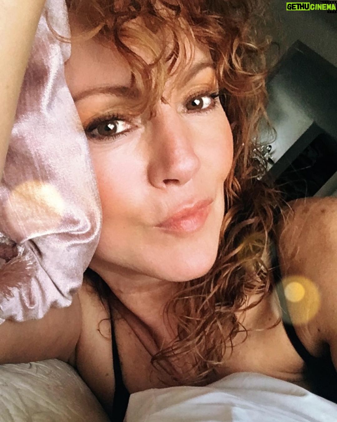 Susana Lozano - 249 Likes - Dulces sueños ✨
Que sean emocionantes, reparadores, y que los mejores se hagan realidad…
.
🛌💭💤✨
.
A dormir que mañana hay muchas cosas divertidas por hacer!
#sweetdreams #dulcessueños #buenasnoches #goodnight #sleep #sleepwell #sueñaengrande #susanalozano