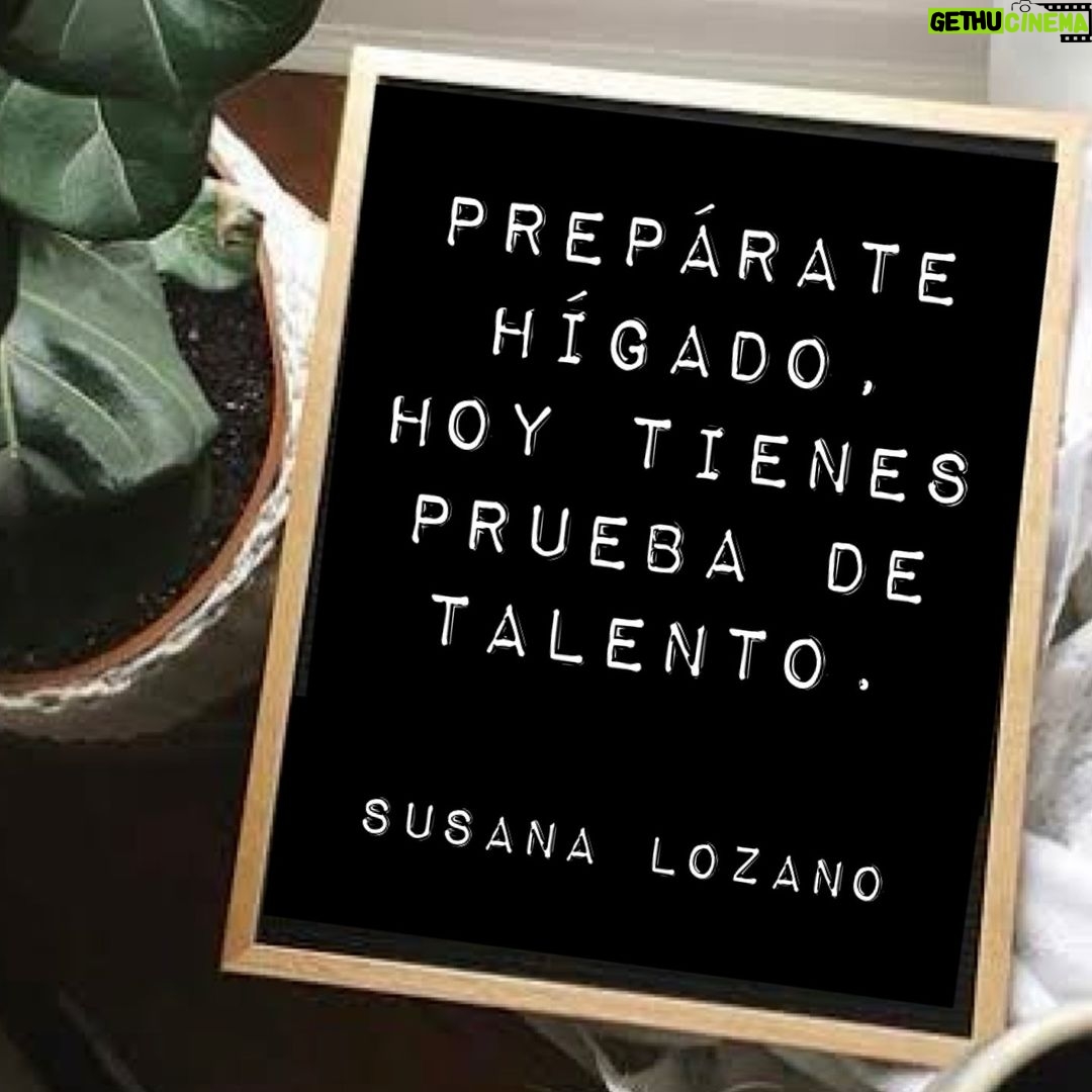 Susana Lozano Instagram - Es vierrrrnes!!! Pásenlo delicioso junto con todo el fin de semana!!! . 🎉🥂🍾 . #viernes #friday #itsfriday #happyfriday #higado #liver #party #weekend #friends #family #chill