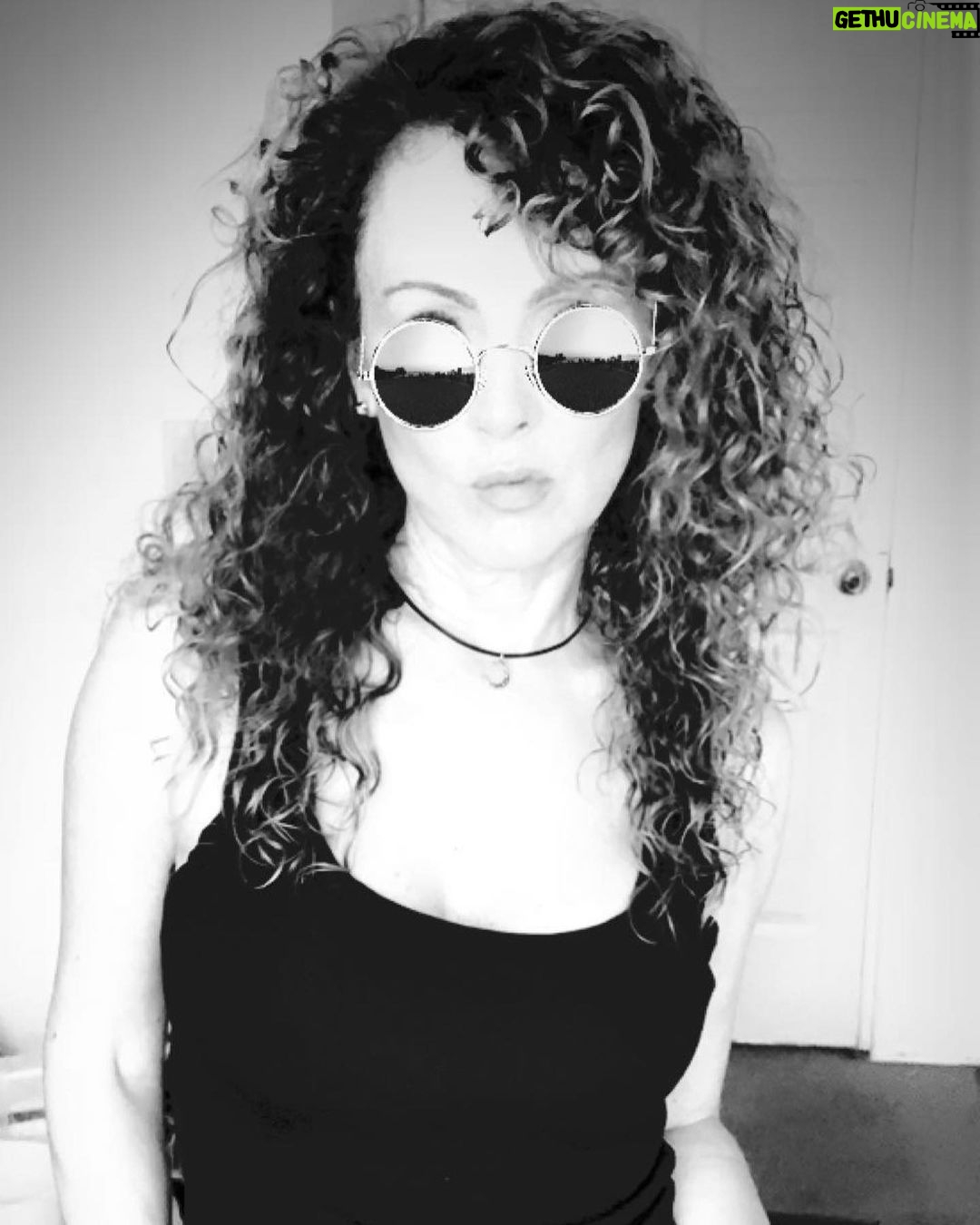 Susana Lozano Instagram - Hacer una locura de vez en cuando es una necesidad básica para que yo mantenga la cordura… #yolo . 💥👊🏼🔥 . #me #crazyme #yo #meandmyself #glasses #blackandwhite #susanalozano Mexico City, Mexico