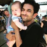 Sushant Singh Rajput Instagram – तेरी हर एक मासूम हँसी पे 
यूं ही मैं अक्सर जी लेता हूँ
खुद के लिए कुछ 
जो बचा रखी थी कभी
वो सारी दुआएँ देता हूँ । 
#selfmusing 💫❤️ 🖊 🔥
#OnthestreetsofNewYork