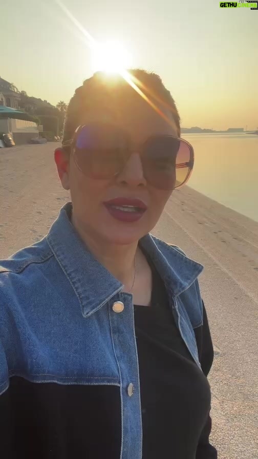 Sushmita Sen Instagram - #livesession 😁❤️ Thank you for everything my beautiful family!!!!🤗😁😇🎶💋💃🏻🙏 Birthday gift… #india #india #india ❤️❤️❤️❤️❤️🇮🇳😀💃🏻 Let’s do this!!!! #duggadugga 😍 I love you guys!!!! #birthdaygirl 🤩