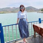 Suzan Al Salhiy Instagram - 💙🦋🌊 #سوزان_الصالحي #مشاهير #مشاهير_الانستقرام #مشاهيرالعراق #مشاهير_تيك_توك #اكسبلور_فولو #اكسبلورر #ترند #ازرقي💙👑