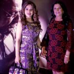 Suzan Negm ElDein Instagram - #فيلم_الحكيم للكبير #دريد_لحام والرائعة #صباح_الجزائري أعاد لنا صوراً من الحرب بأسلوب السهل الممتنع فدغدغت مشاعرنا بعمق ولامست كل بيت سوري بطريقةٍ أو بأخُرى فأوجعنا وأبكانا وأضحكنا حيناً بعدسة متقنة وذكية بقيادة المخرج المتميّز #باسل_الخطيب وبقلم الكاتبة الرائعة #ديانا_جبور وإنتاج #المؤسسة_العامة_للسينما ليضفي عليها الموسيقار الكبير #سمير_كويفاتي بعضاً من روحه لتضيف موسيقاه شجناً من نوعٍ خاص مبروك لصنّاع العمل وللسينما السورية . . . #سوزان_نجم_الدين #سوريا #سينما_سورية #فيلم #suzan_najm_aldeen #syria #film #movie . #makeup & #hairstylist @milad.pvt @miladhannoun Damascus, Syria