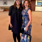 Suzan Negm ElDein Instagram - #فيلم_الحكيم للكبير #دريد_لحام والرائعة #صباح_الجزائري أعاد لنا صوراً من الحرب بأسلوب السهل الممتنع فدغدغت مشاعرنا بعمق ولامست كل بيت سوري بطريقةٍ أو بأخُرى فأوجعنا وأبكانا وأضحكنا حيناً بعدسة متقنة وذكية بقيادة المخرج المتميّز #باسل_الخطيب وبقلم الكاتبة الرائعة #ديانا_جبور وإنتاج #المؤسسة_العامة_للسينما ليضفي عليها الموسيقار الكبير #سمير_كويفاتي بعضاً من روحه لتضيف موسيقاه شجناً من نوعٍ خاص مبروك لصنّاع العمل وللسينما السورية . . . #سوزان_نجم_الدين #سوريا #سينما_سورية #فيلم #suzan_najm_aldeen #syria #film #movie . #makeup & #hairstylist @milad.pvt @miladhannoun Damascus, Syria
