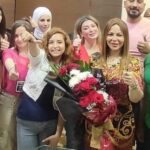 Suzan Negm ElDein Instagram - فيديو صغير وبعض الصور العفوية من الأمس الذي سعدت فيها بزيارتين: الأولى لنقابة المهندسين حيث هي بيتي الأول كمهندسة معمارية مازال شغف العمل فيها يستهويني ويناديني بعد انقطاع عشر سنوات نالت منها الحرب ومني وأخذت معها الكثير من الأعمال والذكريات الجميلة لكنها لم تستطع أن تأخذ معها أبداً الشغف والطموح والحبّ..👌 والزيارة الثانية كانت للمركز الدولي للتدريب وتنمية المهارات بإدارة د مي حميدوش واشراف باحث 'الدكتوراه الإعلامي' ورد سباغ وقد سعدت جداً بمشاركتهم بعض أحلامهم وطموحاتهم وتداولنا أطراف الحديث في العديد من الأمور المهنية والفنية متمنية لهم جميعاً الوصول إلى أهدافهم بأيسر الطرق وأجملها انشاءالله 🙏 . . . #نقابة_المهندسين #دمشق #المركز_الدولي #سوزان_نجم_الدين #مي_حميدوش #ورد_سباغ #الحب_حياة #سوريا #syria #suzan_najm_aldeen #lovelife Damascus, Syria