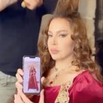 Suzan Negm ElDein Instagram - بين سوزان وجواهر مسافاتٌ بعيدة… إلّا أنتي تعاطفت معها في رحلتها الموجعة في طريقها إلى تحقيق الهدف.. #سوزان_نجم_الدین #مربى_العز #جواهر_مربى_العز #suzan_najm_aldeen #syria #ramadan2023 #رمضان_٢٠٢٣ #انتاج #mbc #منتج_منفذ #اياد_شهاب #الكاتب #علي_معين_صالح #اخراج #رشا_هشام_شربتجي Damascus, Syria