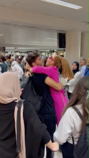 سوزان نجم الدين Instagram - كل مامنلتقي بحس إني حققت هالحلم
#سوزان_نجم_الدين