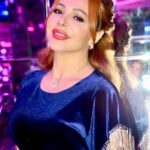 Suzan Negm ElDein Instagram - أي فريق حتشجعوا اليوم😉 #ليفربول وللا #ريال_مدريد #محمد_صلاح وللا #كريم_بنزيما ومين برأيكن رح يفوز؟ لشوف إذا توقعاتي صح😉 @liverpoolfc @realmadrid @mosalah @karimbenzema #suzannajmaldeen #suzan_najm_aldeen #syria #lovelife Cairo, Egypt
