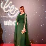 Suzan Negm ElDein Instagram - شكرا #م_بي_سي @mbc1 @mbcgroupofficial على سحور الأمس وعساكم من عواده #رمضان_يجمعنا #كل_عام_وانتم_بخير #سوزان_نجم_الدين #suzan_najm_aldeen شكراً لكل من رسم طلّتي من أحبتي: Stylest @nabilajadallah My dress #designer @manalajaj My hair and makeup @laloge_uae @reemabousamra Dubai, United Arab Emiratesدبي