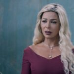 Suzan Negm ElDein Instagram - النجمة #سوزان_نجم_الدين بدور "فكتوريا" مسلسل #وثيقة_شرف متوفر على #وياك‬⁩📲 . . . #وياك_بتحلى_جمعتنا #رمضان #رمضان2022 #دبي #مسلسل_سوري #دراما #فن #حصريا #نجوم_سوريا #كوميديا #حب #مسلسلات_رمضان #سوزان_نجم_الدين