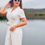 Suzan Negm ElDein Instagram - سنة مرت بحلوها ومرها نشكر الله فيها على كل النعم التي منحنا إياها.. فالسراء والضراء.. فالنجاح والفشل.. فالألم والأمل.. في كل تفاصيل الحياة بخيباتها وانتصاراتها.. نشكر الله فيها على كل ماأنجزناه ومالم ننجزه.. آملين أن نحقق في عامنا الجديد الكثير من أحلامنا وتطلعاتنا وطموحاتنا في كل مجالات الحياة.. وأن يتحقق السلام والأمان في بلادنا العربية المنكوبة.. وأن يحمي الله سوريتنا الحبيبة ويرد عنها الظلم والقهر والحظر لتعود لنا لسابق مجدها وعزها وكرامتها أبد الدهر انشاءالله🙏 #كل_عام_وانتم_بخير #سوزان_نجم_الدين #suzan_najm_aldeen #syria🇸🇾 #happynewyear #الحب_حياة Orlando, Florida