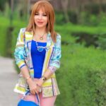 Suzan Negm ElDein Instagram - مرت السنون وكثُرَتْ ومازلت أنتظر موعداً مع العيد.. هناك على أرصفة الأمل..في زمنٍ ما ومكانٍ ما.. حين تجتمع عائلتي وأحبتي ويكتملُ النِّصَابْ..؟! سنحوّلُ بإذن الله..لحظاتِنا إلى فرح وأيامَنا إلى أعياد..🙏 وإلى أن يأتي عيدي أتمنى لكم *عيداً سعيدا* ان شاء الله🙏 #عيد_الاضحى #عيد_سعيد #سوزان_نجم_الدین #سوريا🇸🇾 #الحب_حياة #suzan_najm_aldeen #syria #lovelife Dubai, United Arab Emiratesدبي